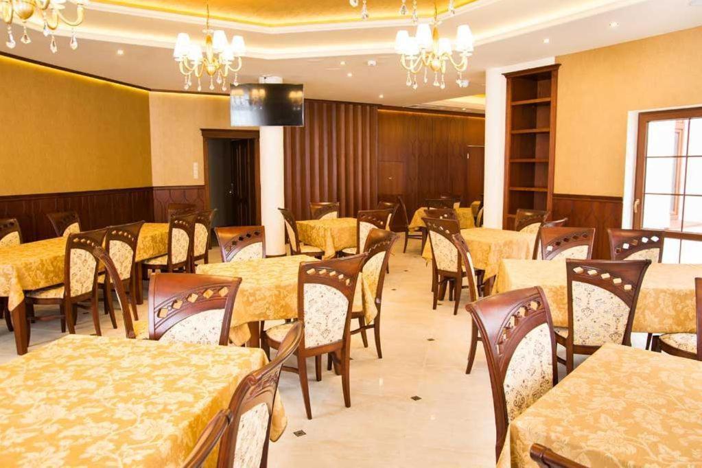 Uzdowo Palac Mysleta מראה חיצוני תמונה