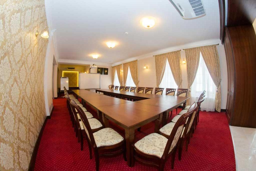 Uzdowo Palac Mysleta מראה חיצוני תמונה